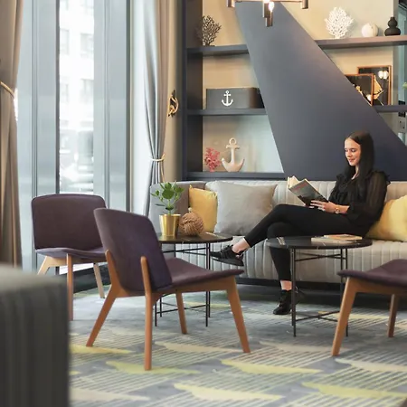 Holiday Inn - The Niu, Yen Hamburg City By Ihg