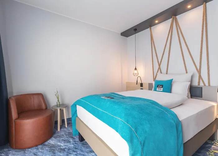 - The Niu, Yen By Ihg Hotel Hamburg