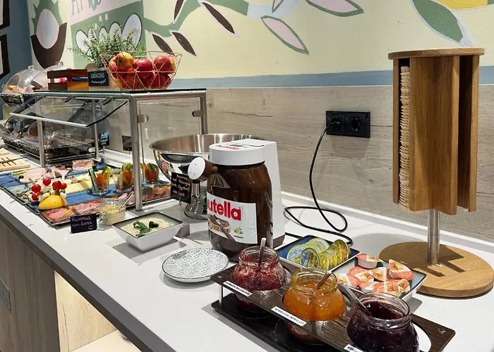 - The Niu, Yen By Ihg Hotel