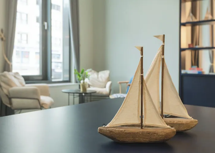 - The Niu, Yen By Ihg Hambourg